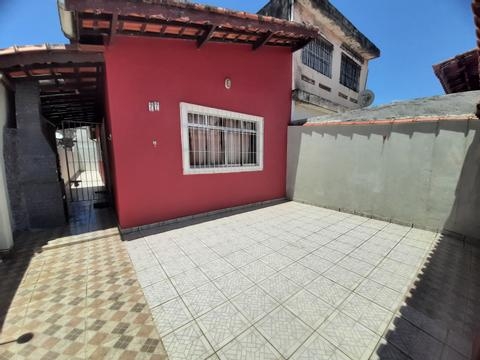 🏡Casa à Venda em Mongaguá – Espaço, Conforto e Lazer para Toda a Família!
