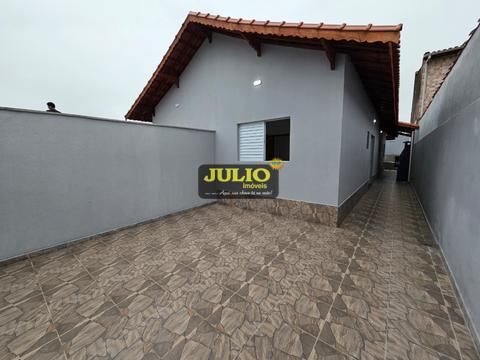 Casa à venda em Mongaguá, Jussara, com 2 quartos, com 61.18 m²