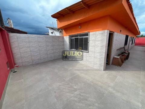 Casa à venda em Mongaguá, Flórida Mirim, com 2 quartos, com 76.8 m²
