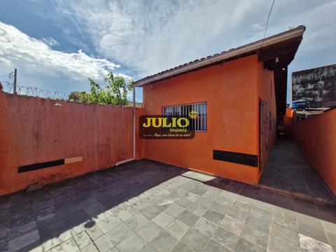 Casa a Venda no Agenor de Campos – 2 Dormitórios, Quintal com Churrasqueira e Excelente Localização