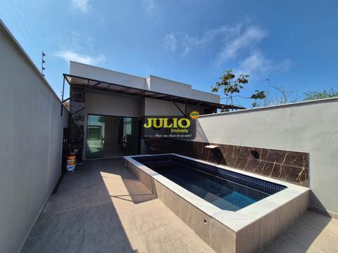 CASA NOVA COM PISCINA À VENDA EM MONGAGUÁ SP, 3 DORMITÓRIOS, SUÍTE, ÁREA GOURMET E EXCELENTE ACABAMENTO
