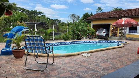 🏡 Ampla Chácara com Piscina no Jardim Coronel – Itanhaém/SP | 6 Dorms e Área de Lazer Completa!