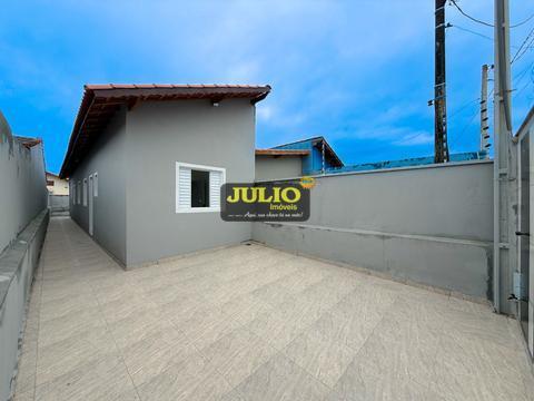 CASA NOVA À VENDA EM MONGAGUÁ – AMPLO QUINTAL PARA PISCINA E ÁREA GOURMET! 
