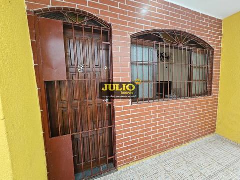 ✅ Casa de Condomínio à Venda em Mongaguá — 2 Dormitórios, Suíte, Churrasqueira e Perto da Praia!