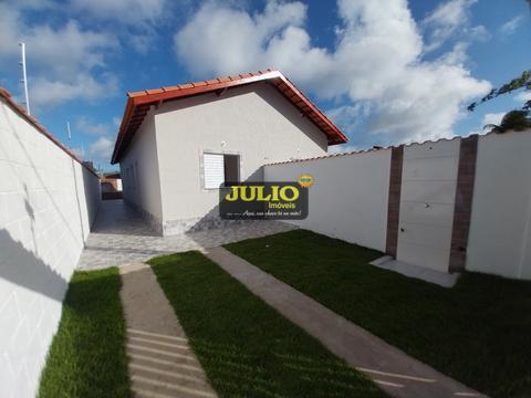 Casa à venda em Itanhaém, Baln Bopiranga, com 2 quartos, com 47 m²