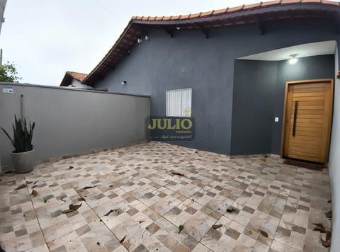 Casa com 2 dorms em Mongaguá!!!